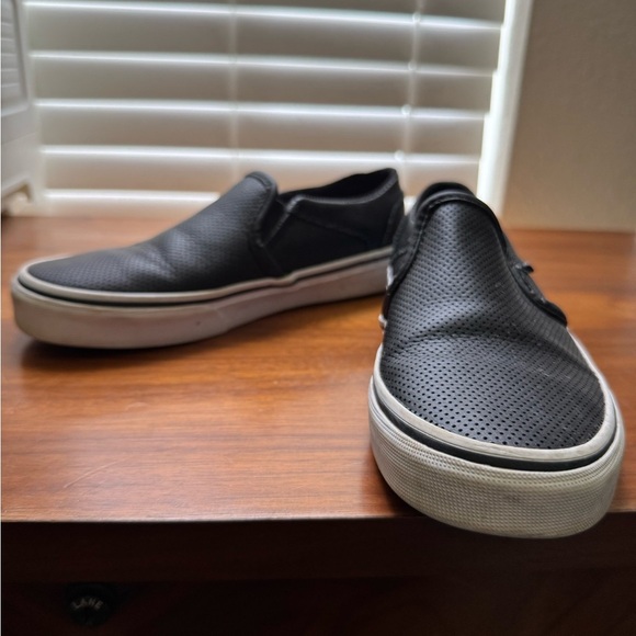 Black Vans Slip-On Women’s Shoes sized 6 - Picture 7 of 9